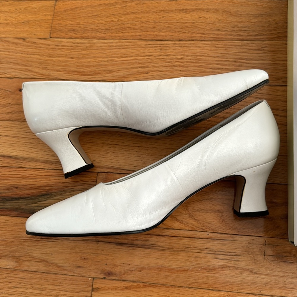Calico Women's Leather Shoes, Heels, Size 8M, White - Picture 3 of 4